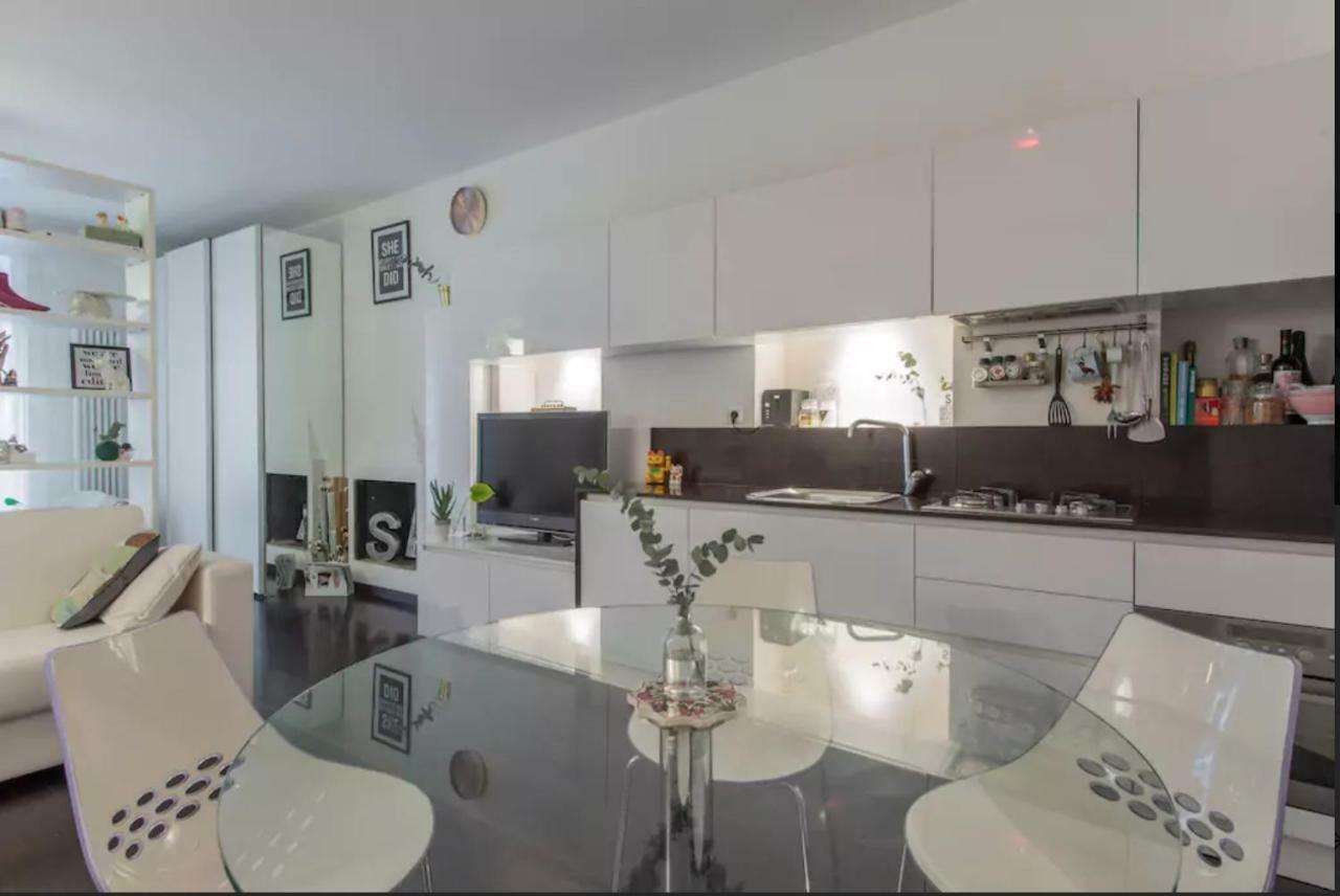 Lovely Apartment In The Heart Of Milan Luaran gambar